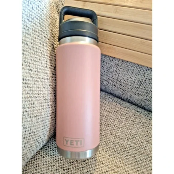 日本未発売色YETI 】RAMBLER 26oz/Sandstone Pink Yeti 日本未発売色YETI 】RAMBLER 26oz/Sandstone Pink Yeti